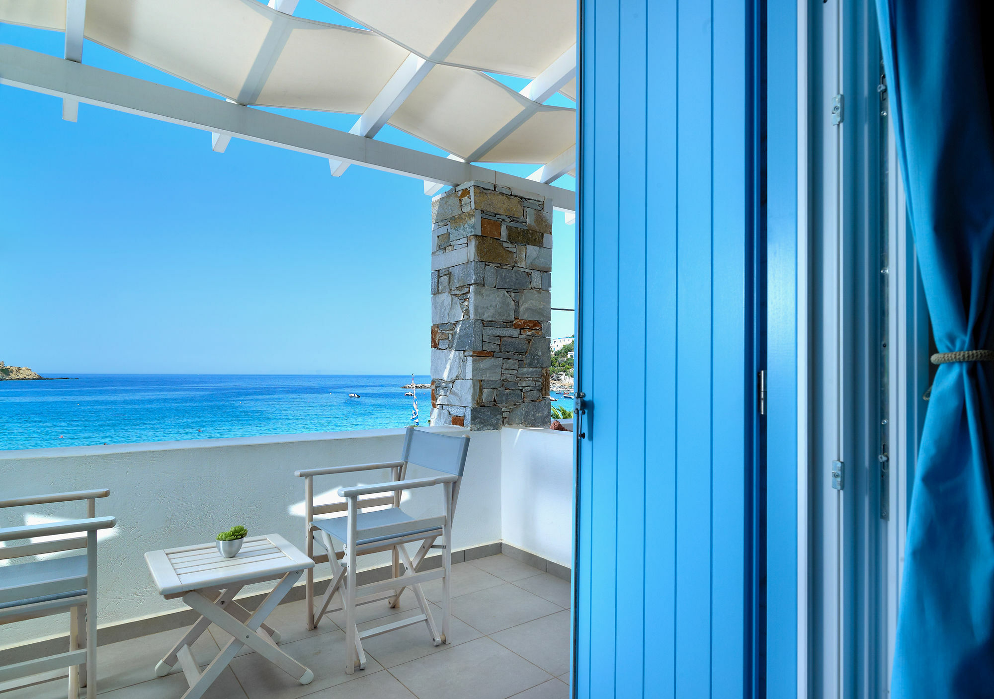 Blue Harmony Hotel